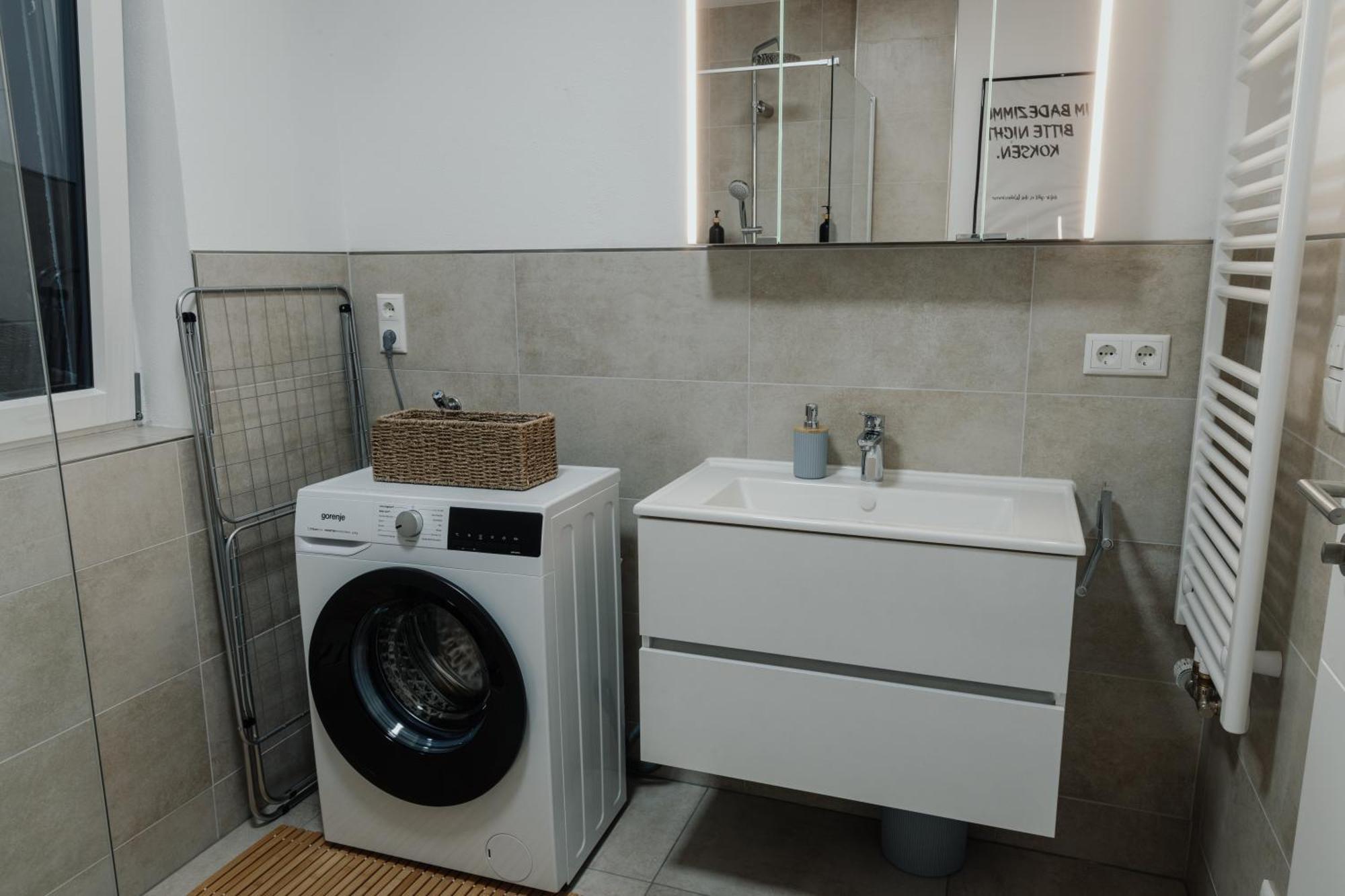 Passaus Motto Appartements! Solo - Paerchen - Familien - Gruppen Ruang foto